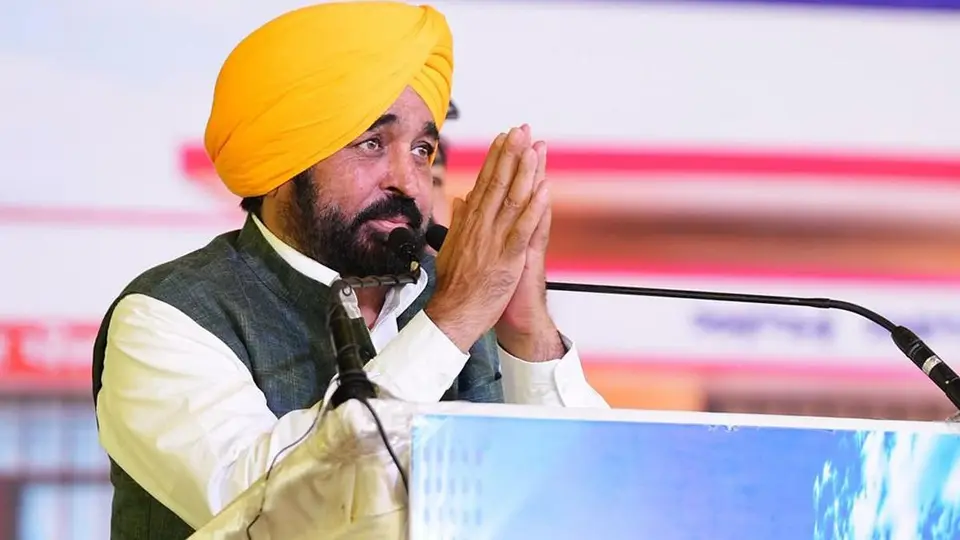 AAP claims Punjab CM Mann detained for three hours at Delhi airport, fined ₹50,000