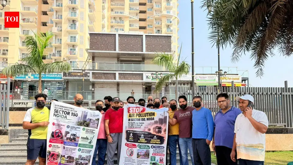 Trucks kick up dust , condo residents hit the streets in Noida Sector 150