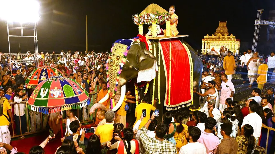 ISKCON unveils 800-kg robotic elephant in Visakhapatnam