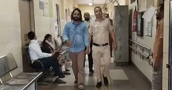 Delhi Court sends Amir Shokeen in 5 days police custody in racial remarks case