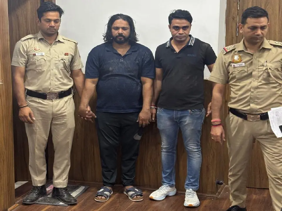 Racial Slur Case : Delhi Court Sends Content Creator Aamir Shaukeen to 5 - Day Police Custody