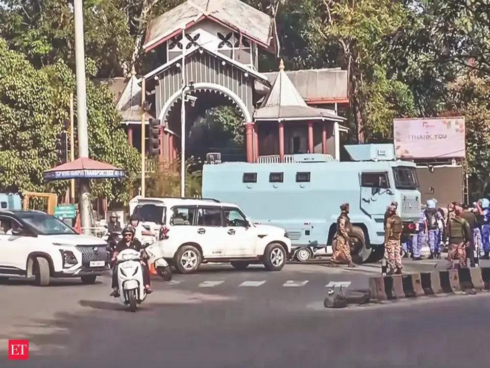 Manipur violence kills 4 ; locals place bodies outside CM house