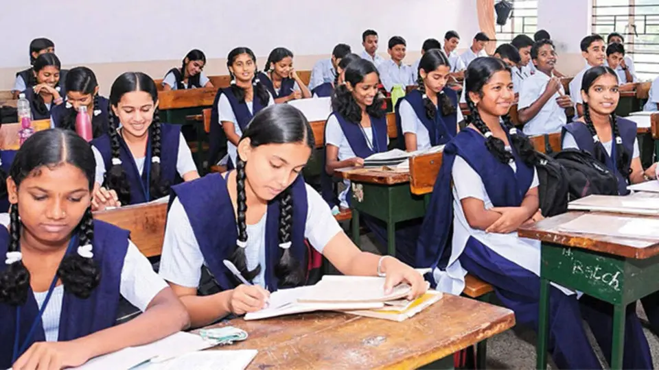 JNV Admissions 2027 - 28 : NVS extends class IX , XI lateral entry registration deadline to October 22