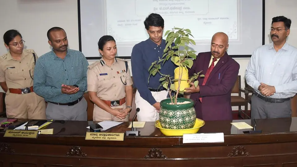 Upalokayuktha calls for honesty during Vigilance Awareness Week in Mysuru