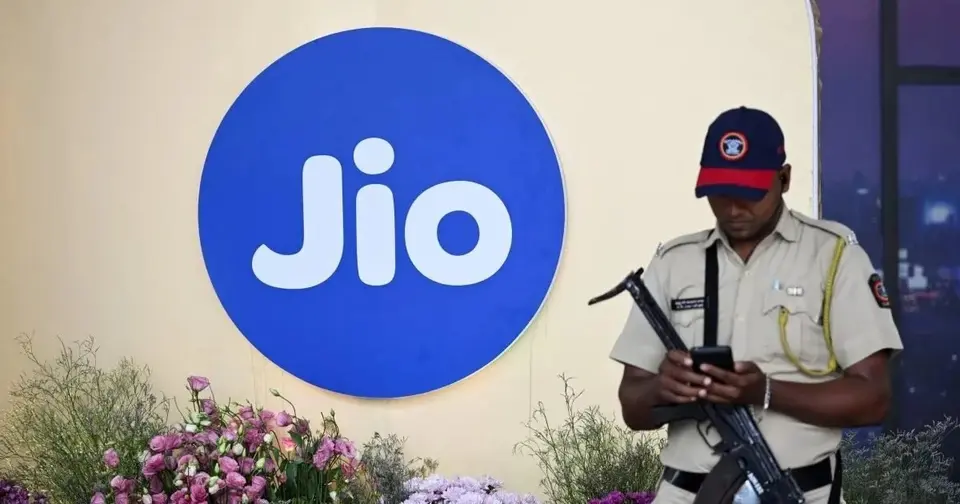 Reliance Jio IPO : स्टारलिंक से प्रतिस्पर्धा और कर्ज मुक्त होने की योजना के बीच देश का सबसे बड़ा आईपीओ