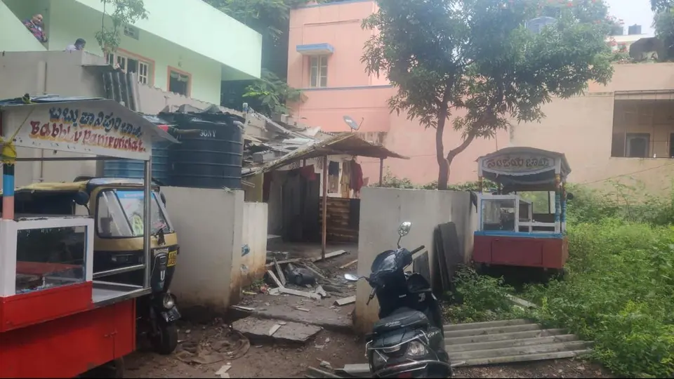 Cylinder explosion in RR Nagar injures three, including nine-year-old boy