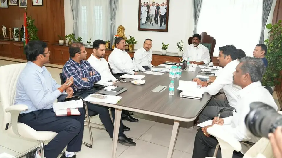 Bhatti wants Genco stations to go full throttle to meet growing energy demand