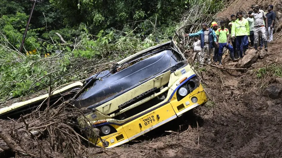 TNSTC driver killed as bus caught in landslip at Burliyar on Mettupalayam-Coonoor ghat road