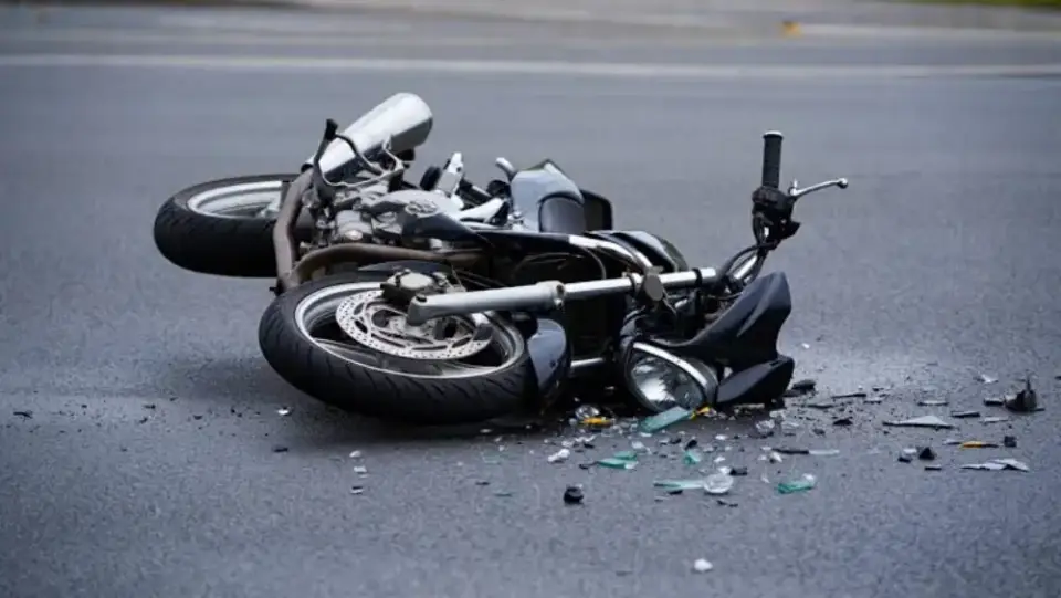 South Kashmir : Motorcyclist Dies After Falling From Bike