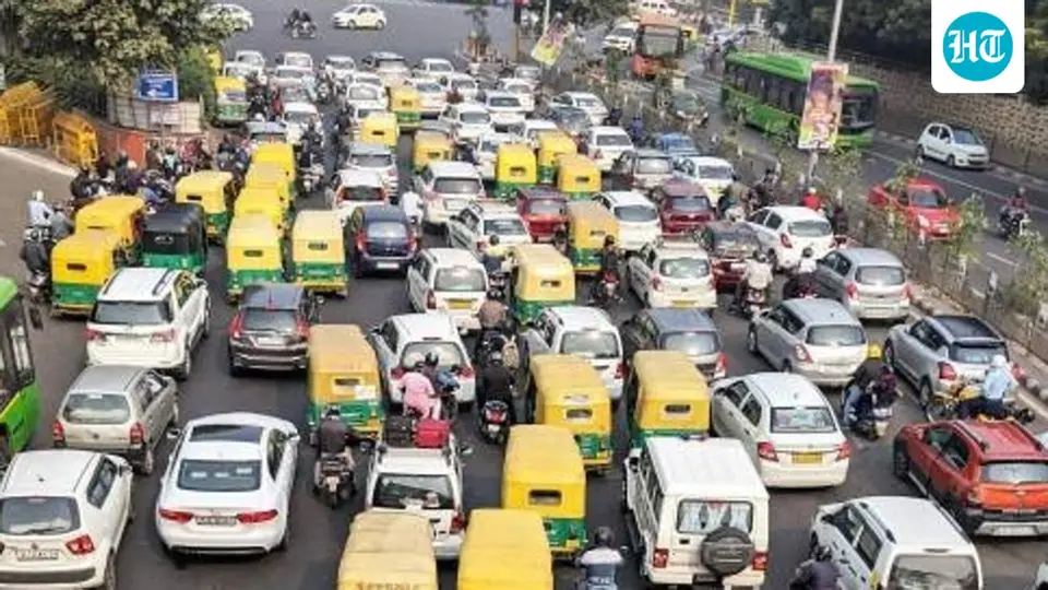 Entry restrictions , WhatsApp group : Delhi traffic police plans to curb air pollution