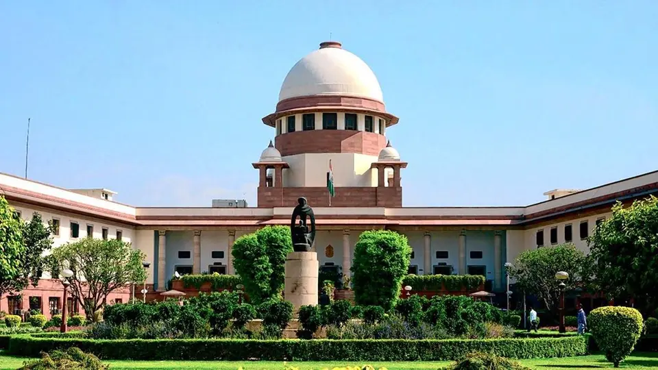 Supreme Court defers AP municipal poll final list to October 25 on YSRCP plea, directs SEC to decide on nominations
