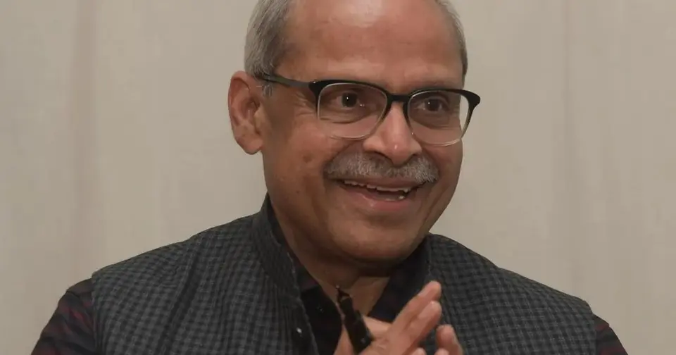 निर्मला सीतारमण के पति परकला प्रभाकर ने की चुनाव आयोग को भंग करने और CEC को हटाने की मांग CGKhabar