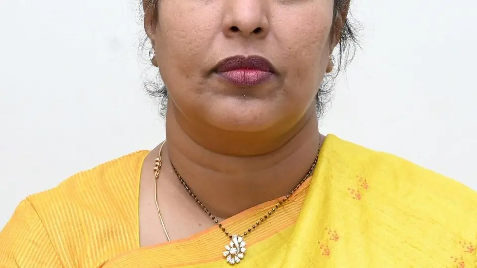 TDP Mayor candidate pledges pothole-free, garbage-free Guntur