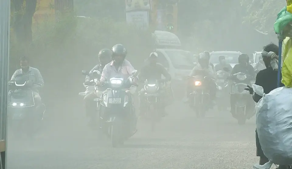 Delhi winter , fought on a calendar : We stopped waiting for the smog to arrive