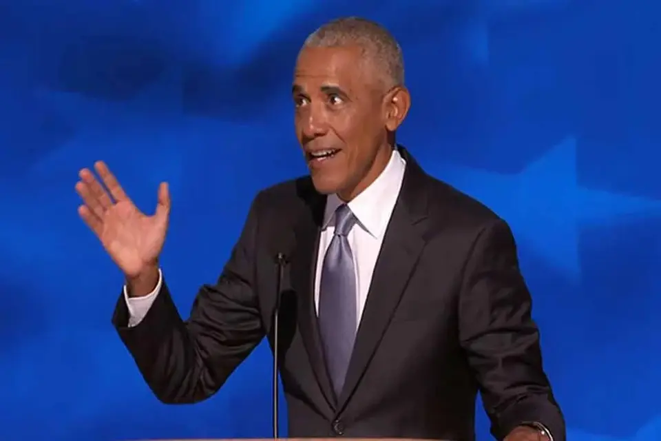 Obama Slams Trump : डोनाल्ड ट्रंप के ईरान युद्ध पर ओबामा का सबसे बड़ा बयान , बोले - हर चीज महंगी होने की यही है वजह | Obama Slams Trump Iran War Inflation Oil Prices