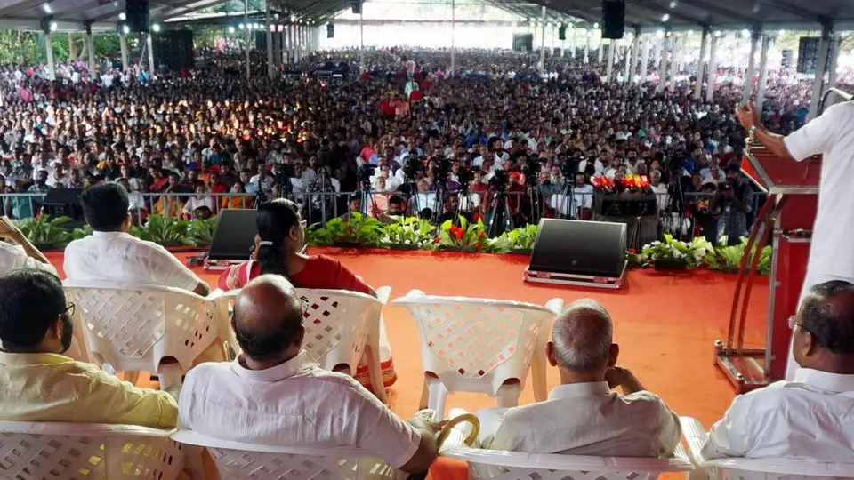 Pinarayi Vijayan accuses UDF of undermining Keralam’s constitutional institutions, secular fabric