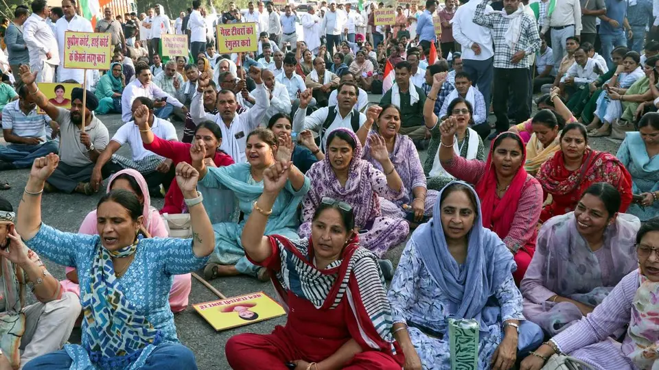 Haryana guest teachers demand regularisation of services, march to Chandigarh
