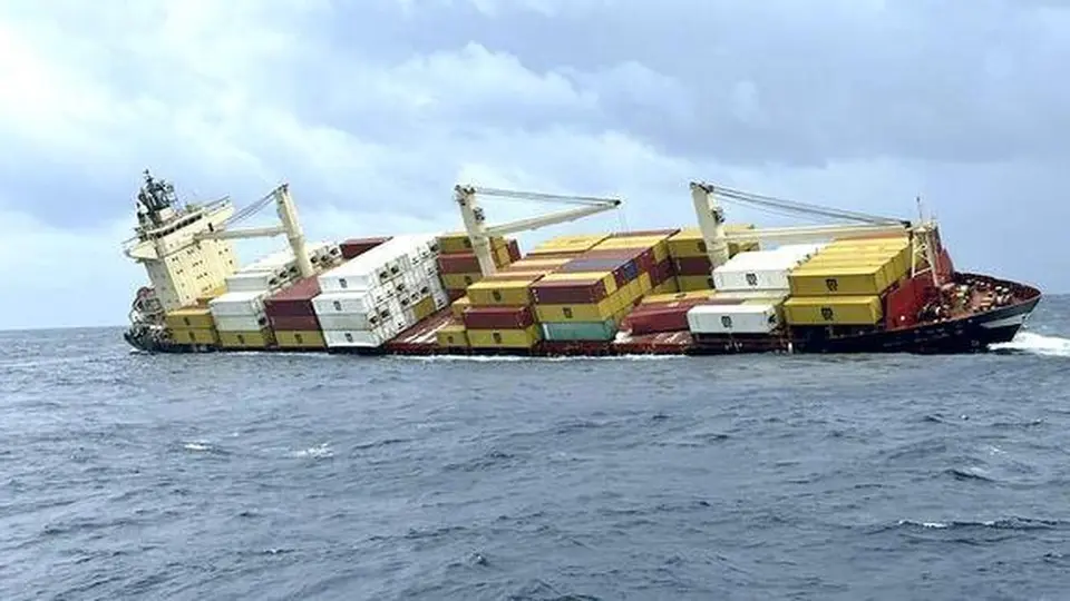 Kerala High Court directs State committee to resume negotiations with MSC Elsa 3 owners to release funds deposited for risk assessment and other costs