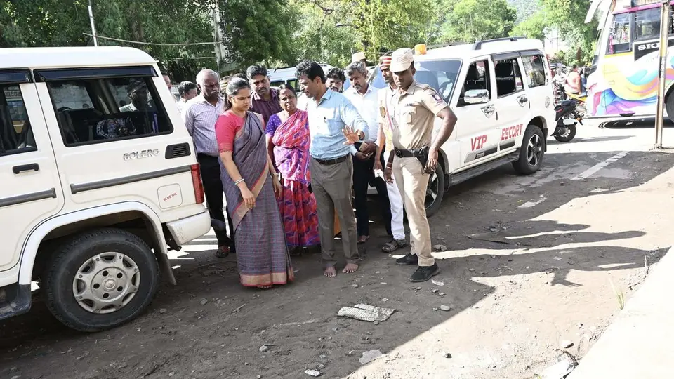 Tiruvannamalai Corporation sets up 10 temporary shelters for families in Arunachala Hills