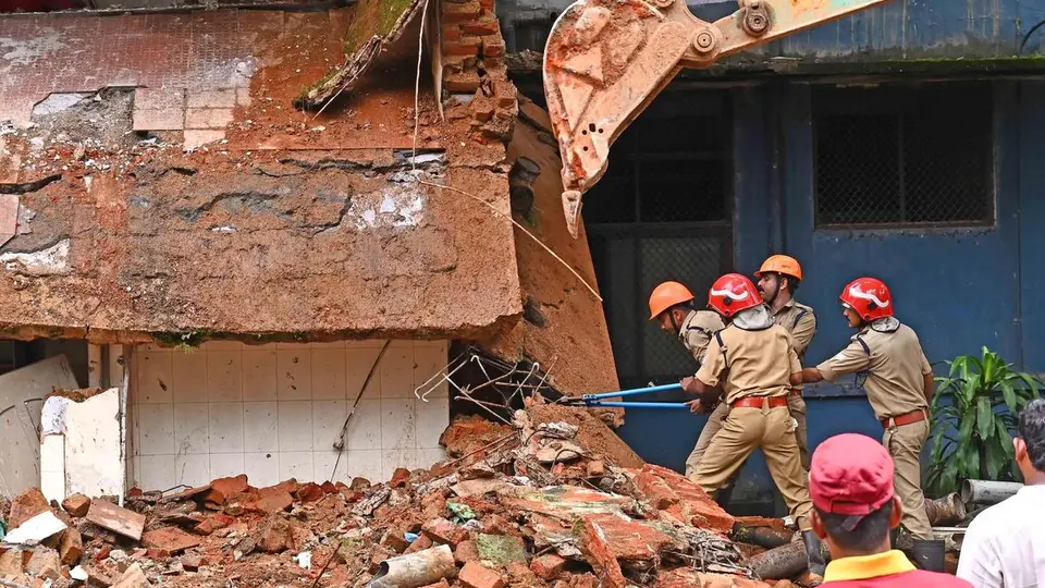 Ceiling collapses again at Kottayam medical college block