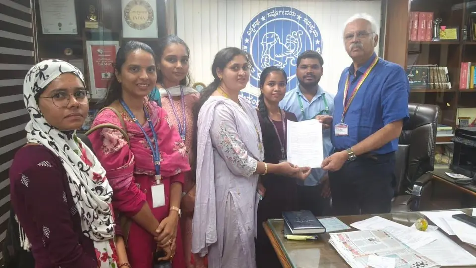 BEd students urge Kuvempu University to expedite exam process so that they can apply for teacher recruitment