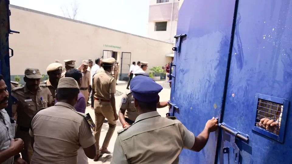 After Theni jailbreak, prison guards manning district jail watchtowers in Tamil Nadu now authorised to open fire