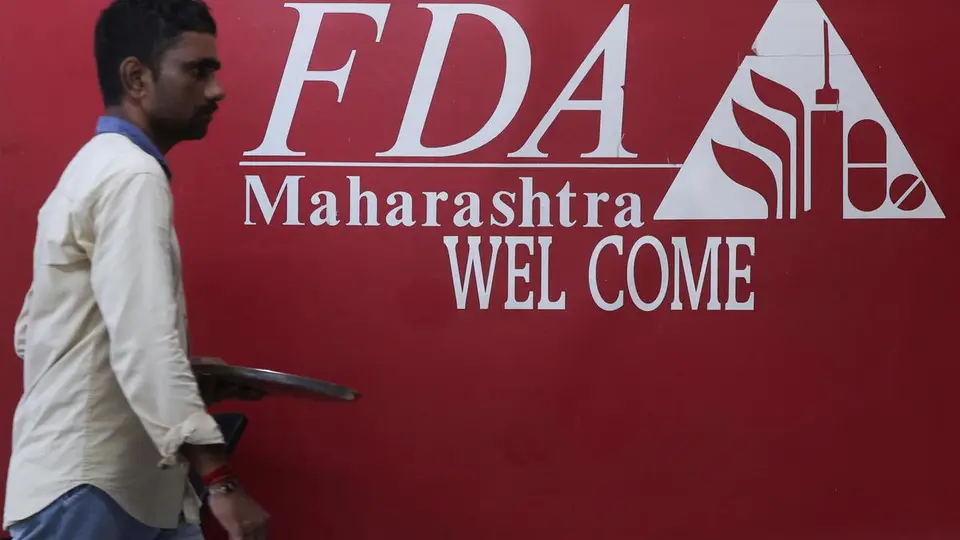 Banned tobacco, suspect snacks seized in Mumbai; FDA crackdown nets ₹3.11 crore across Maharashtra