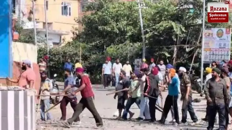 Nahan Clash : 14 Injured Including SHO in Stone - Pelting Between Two Communities