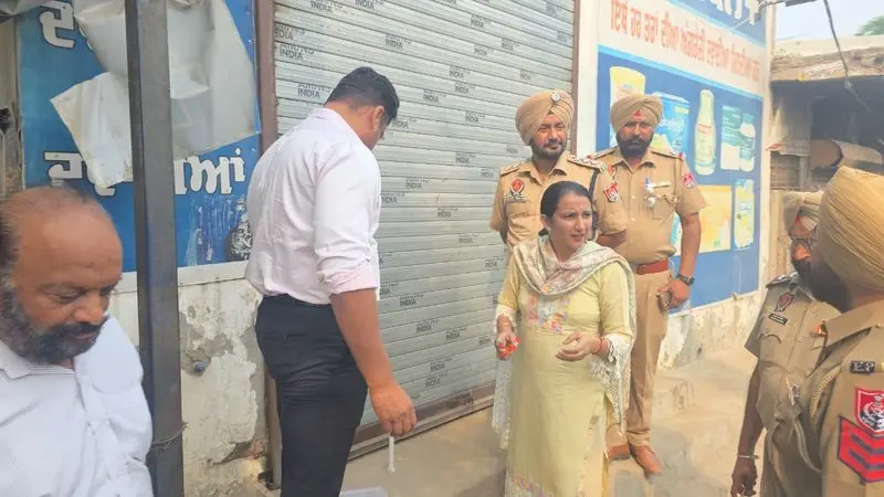 Medical store kept shut fearing raid sealed ; police suspect banned drug sales