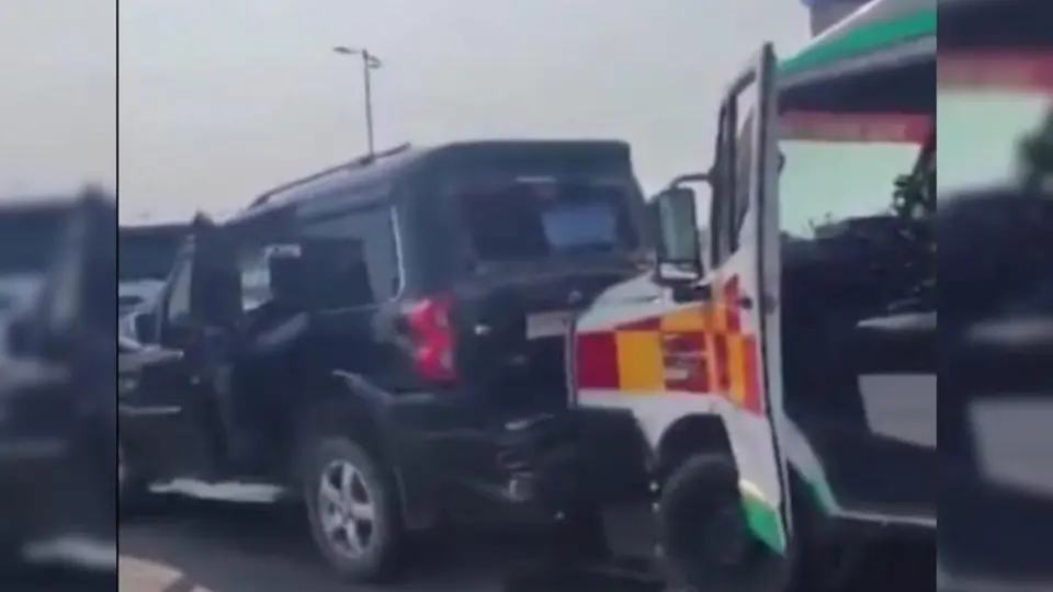 Rahul Gandhi’s convoy involved in collision on Purvanchal Expressway; Congress leader safe