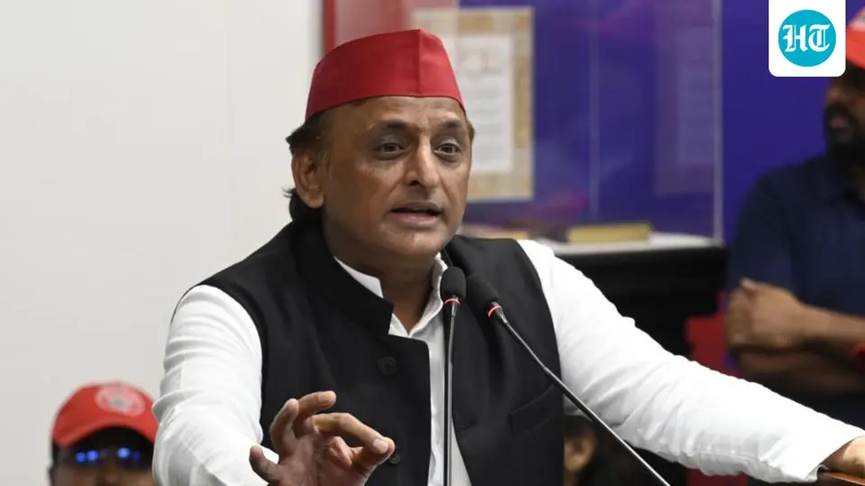 SP to release UP poll manifesto on Constitution Day : Akhilesh