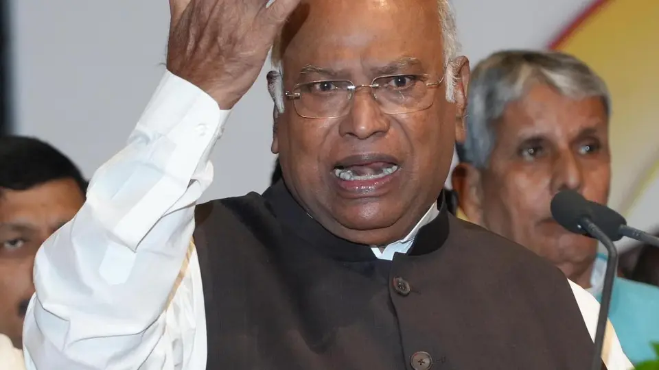 Modi govt using every possible trick to protect Gyanesh Kumar: Kharge