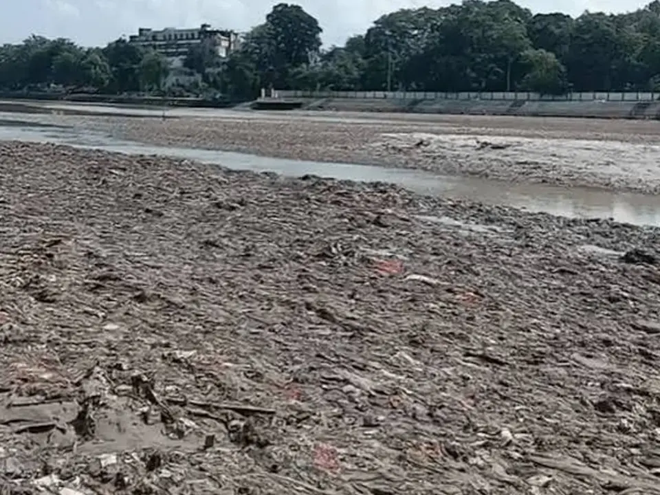 UP News : गंगनहर 18 दिनों के लिए बंद , पानी की हो सकती है भारी किल्लत , जानें क्या है वैकल्पिक व्यवस्था