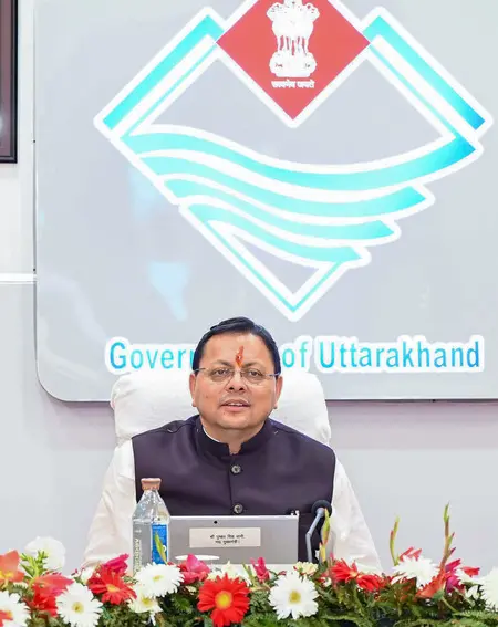 दलेर मेहंदी स्टेज शो केस : सीएम धामी ने सिंगर मीका सिंह से फोन पर की बात , बोले - देवभूमि में सभी कलाकारों का सम्मान