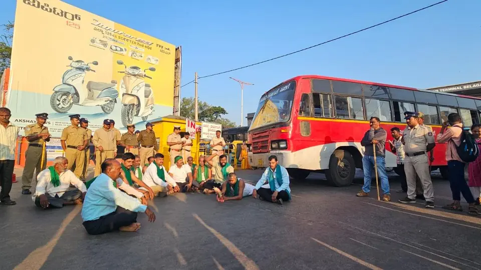 Karnataka bandh called by sugarcane farmers hits Belagavi, but neighbouring districts unaffected