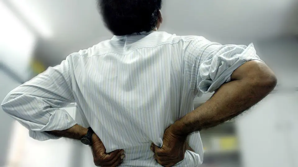 Back pain: Lancet review calls for clinical assessment over routine scans