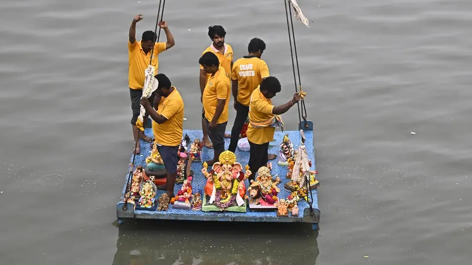Ganesh idol immersion pushes up pollution levels in Hyderabad’s Hussainsagar