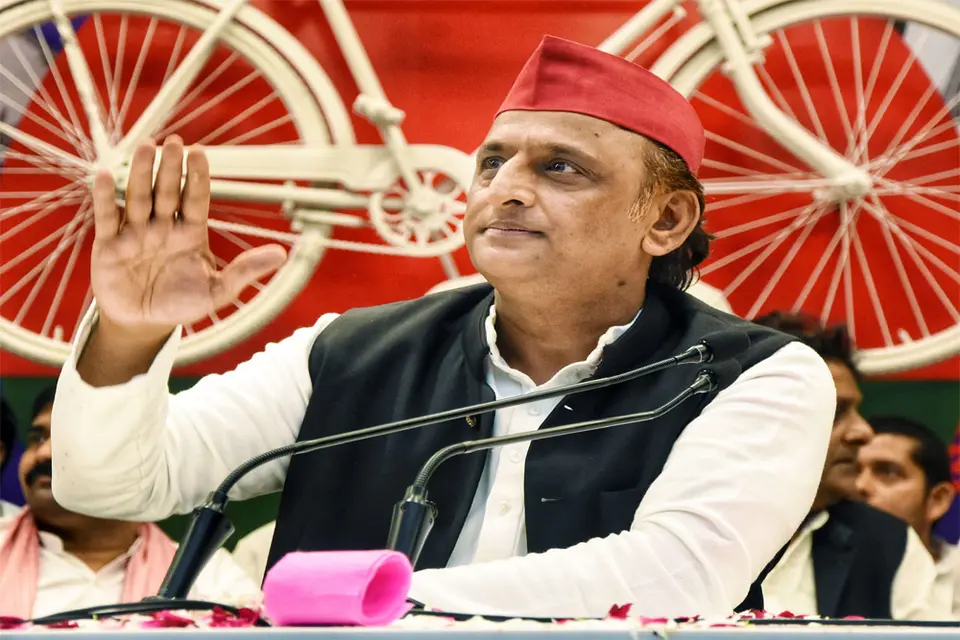 विप चुनाव में बूथ कब्जा का आरोप , सपा ने दोबारा मतदान कराने की मांग की - Naya India - Hindi News , Latest Hindi News , Breaking News , Hindi Samachar
