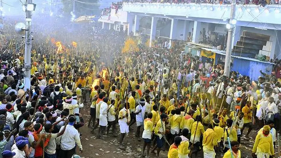 1,000 police deployed for Devaragattu banni festival in Kurnool district