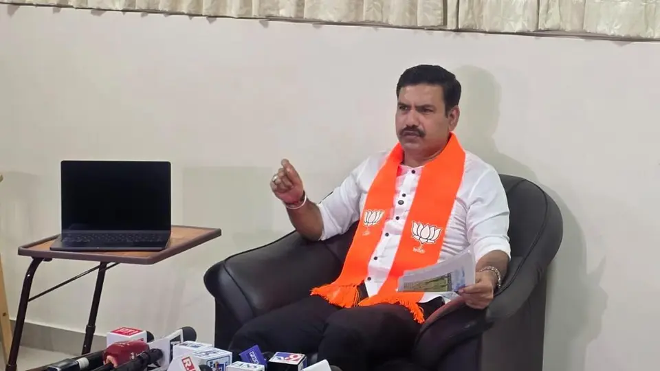 Karnataka BJP State chief B.Y. Vijayendra predicts internal rebellion in ruling Congress