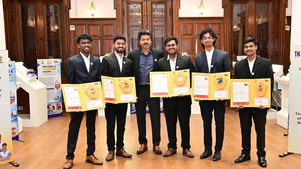 CM Vijay presents cash incentives to WorldSkills Competition medallists, participants from Tamil Nadu