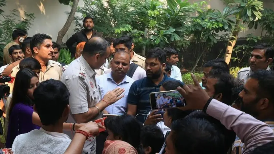 A skipped shift, a dinner at home: Chance decisions that saved some workers from Mangolpuri factory fire