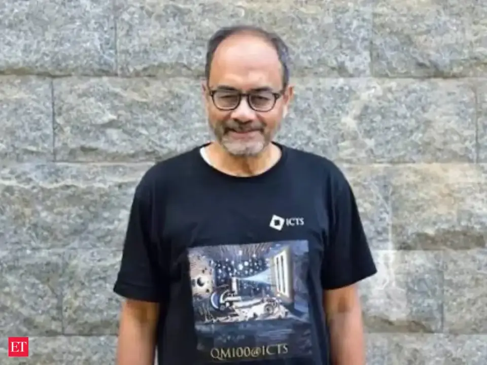 Padma Bhushan recipient : He is first Indian scientist to win Oskar Klein Medal : Meet physicist Ashoke Sen , who found new ways to understand black holes , gravity & string theory