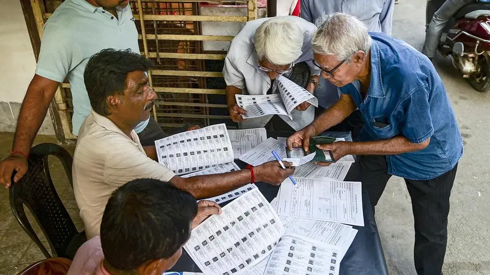 Authority of officials who appealed against inclusion of names in Bengal SIR under lens