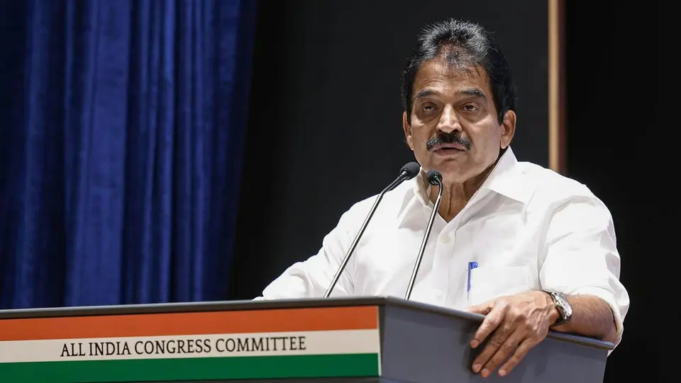 Congress leader seeks action against Chief Secretaries of six States for skipping PAC hearing
