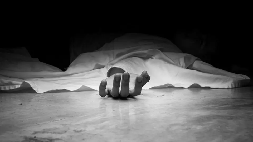 Labourer allegedly tied to pole, beaten to death in Vijayawada over a bottle of water