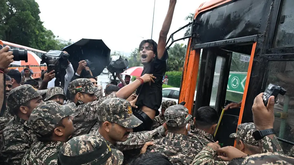 UN experts urge India to curb force against unarmed student protesters