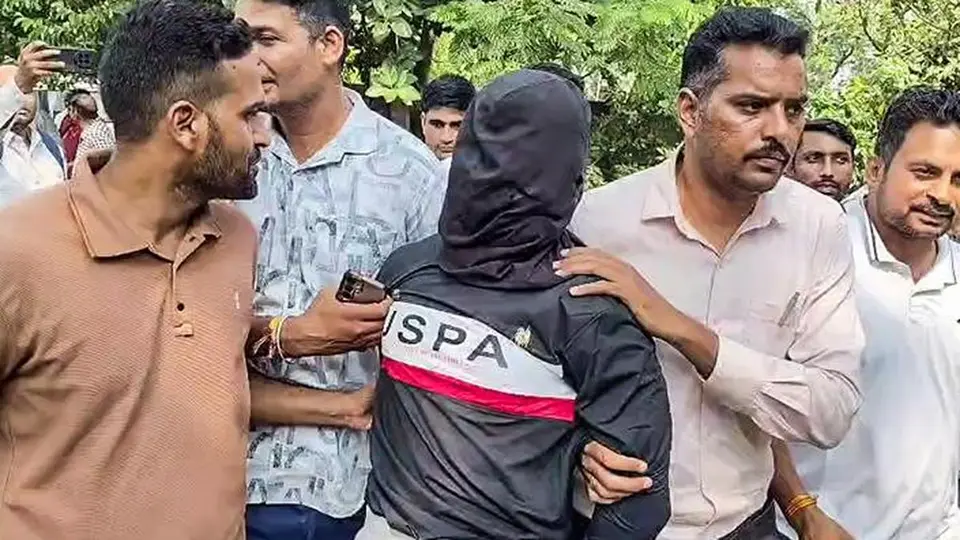 Tiger Shroff attack: Mumbai Police team leaves Kota with three alleged assailants