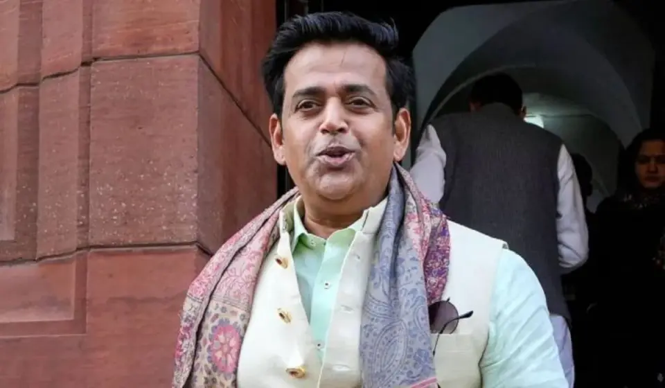Ravi Kishan Regime Change : सत्ता बदलने की बात छोड़कर जनता का विश्वास जीतें ..., रवि किशन ने रिजीम चेंज को लेकर विपक्ष पर साधा निशाना