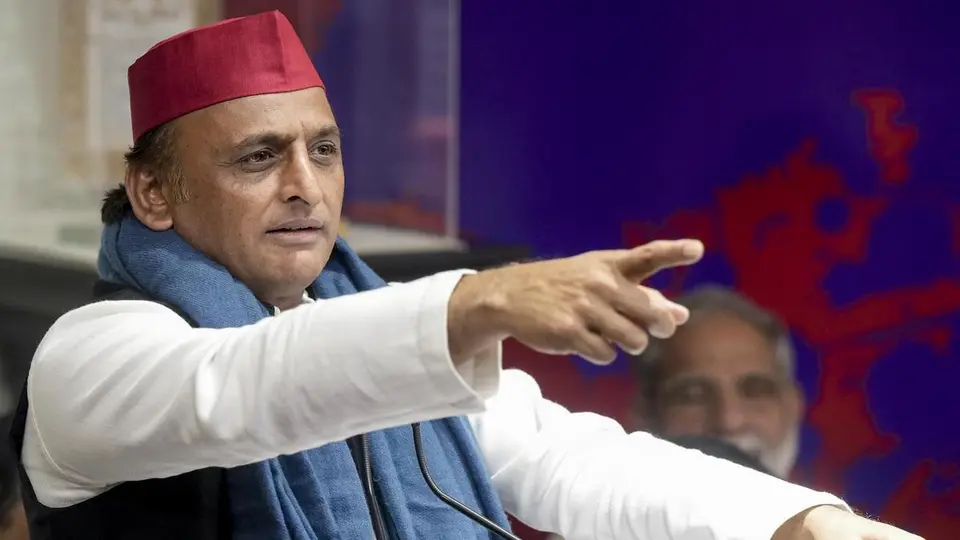 BJP putting up ‘fake’ posters to create rift in INDIA bloc, claims Akhilesh Yadav
